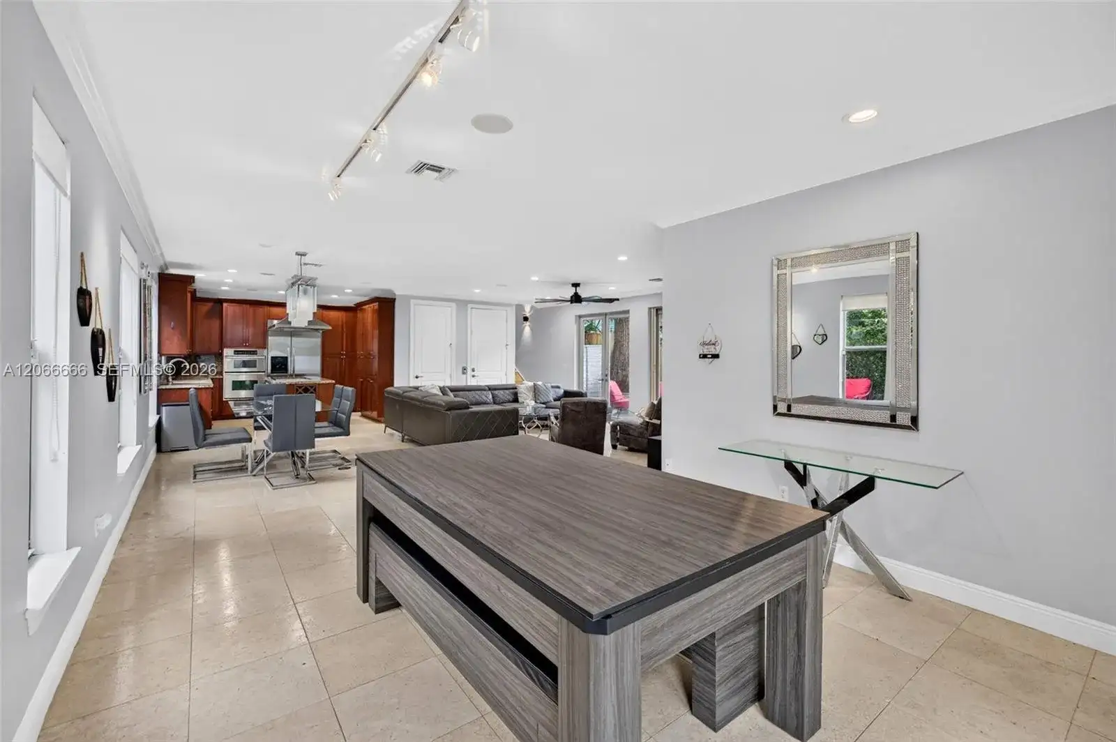 125 NE 16th Ter, Fort Lauderdale FL 33301 photo 4