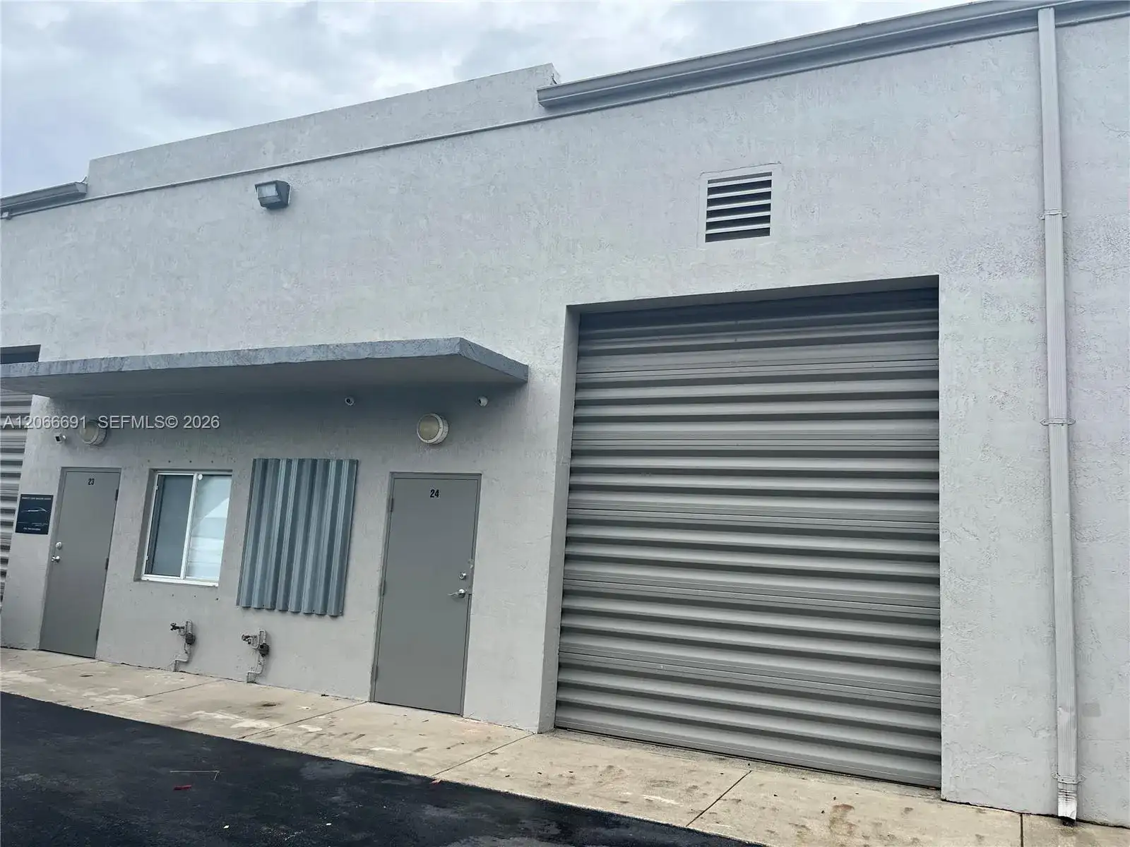 16205 SW 117th Ave # 24, Miami FL 33177 photo 3