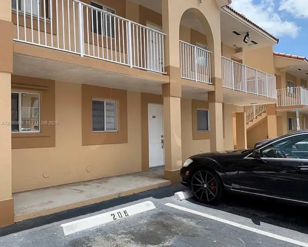 7011 W 29th Ave # 109, Hialeah FL 33018