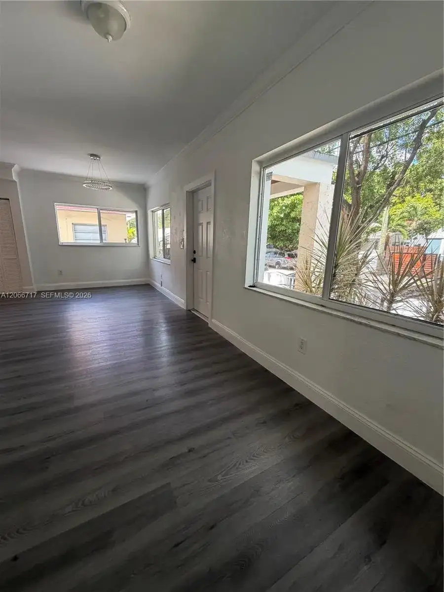 328 SW 15th Ave, Miami FL 33135 photo 5