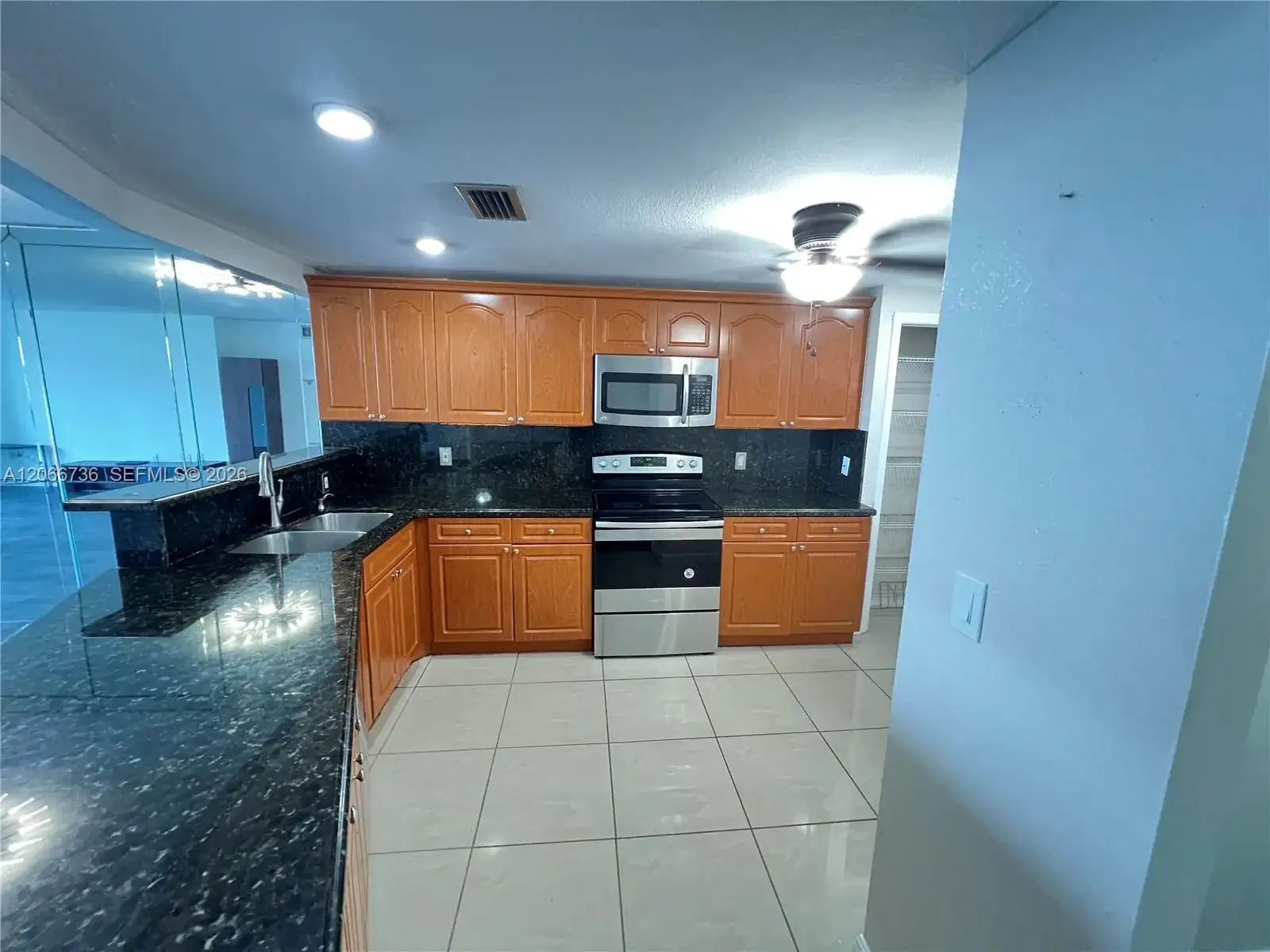 1770 NE 191st St # 1, Miami FL 33179 photo 3