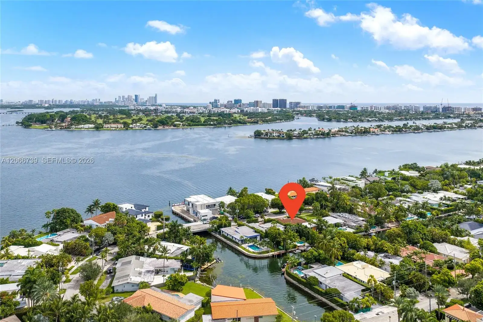 1860 Cleveland Rd, Miami Beach FL 33141 photo 2