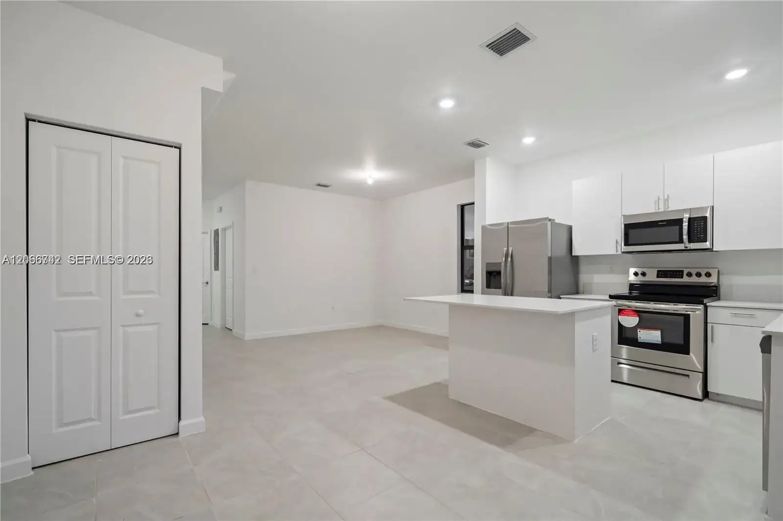 11789 SW 245th Ter, Homestead FL 33032 photo 2