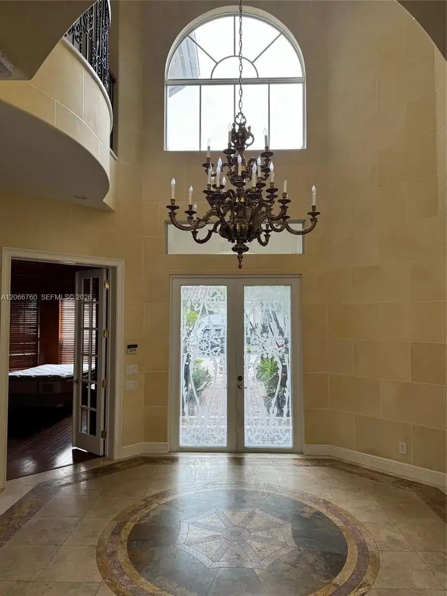 891 Captiva Dr, Hollywood FL 33019 photo 5