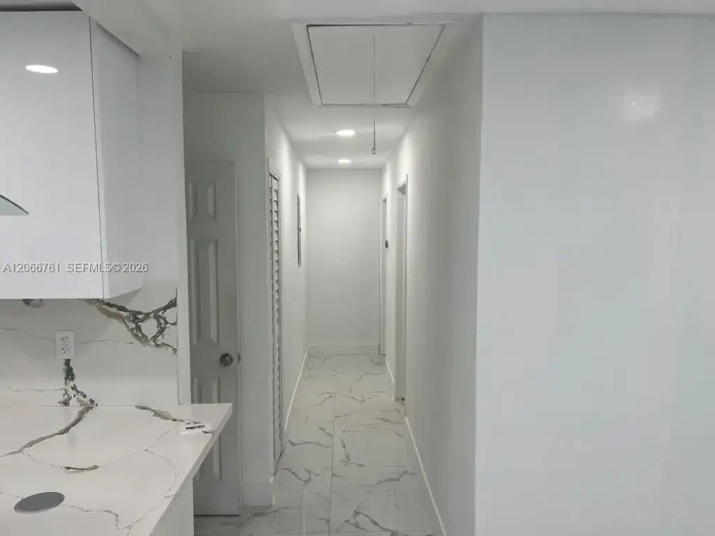 6841 Atlanta St, Hollywood FL 33024 photo 5