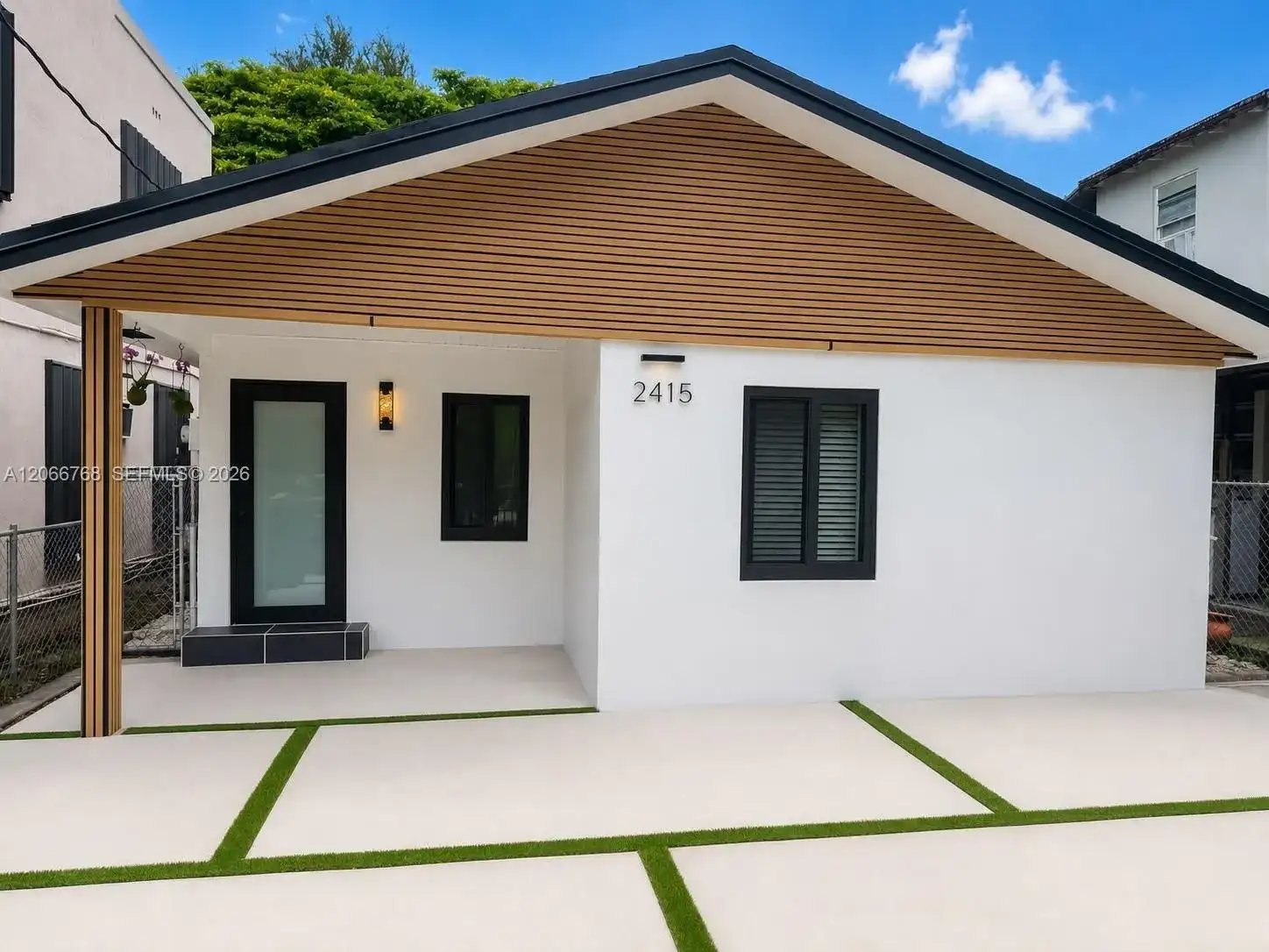 2415 NW 15th St, Miami FL 33125 photo 2