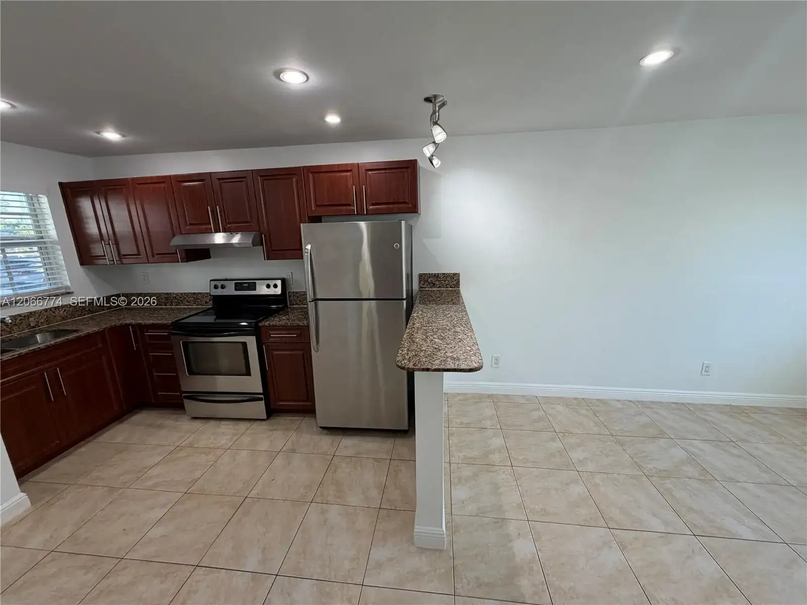 5621 SW 36th Ct # 105, Davie FL 33314 photo 4