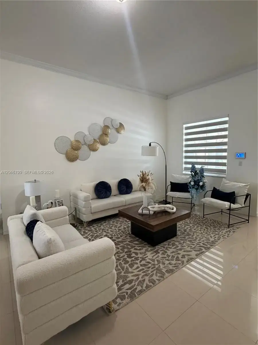 8208 SW 166th Pl, Miami FL 33193 photo 5