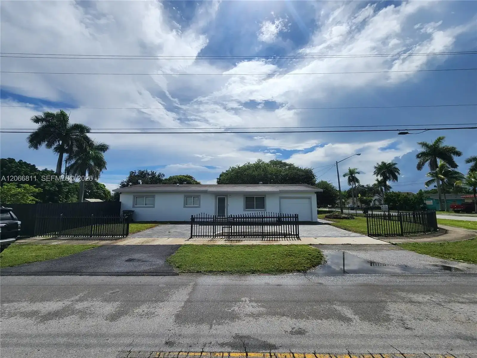 771 NW 15th St, Homestead FL 33030