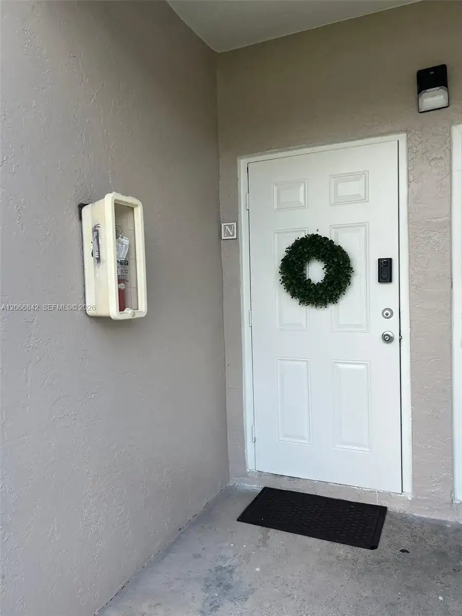 17515 NW 67th Ct # 22, Hialeah FL 33015 photo 4