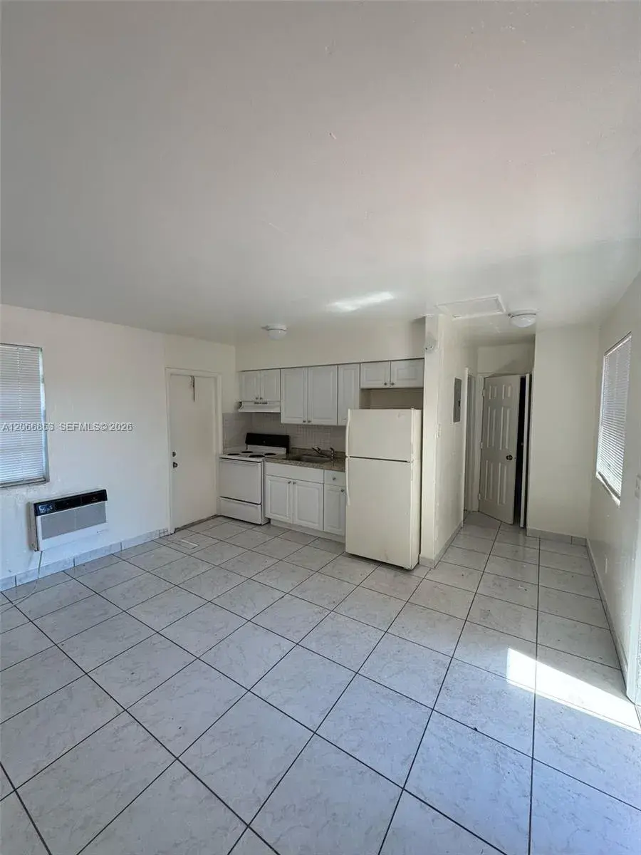 2451 NW 13th Ct # 4, Fort Lauderdale FL 33311