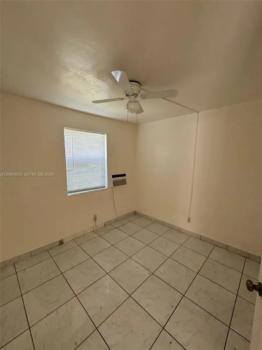 2451 NW 13th Ct # 5, Fort Lauderdale FL 33311 photo 3