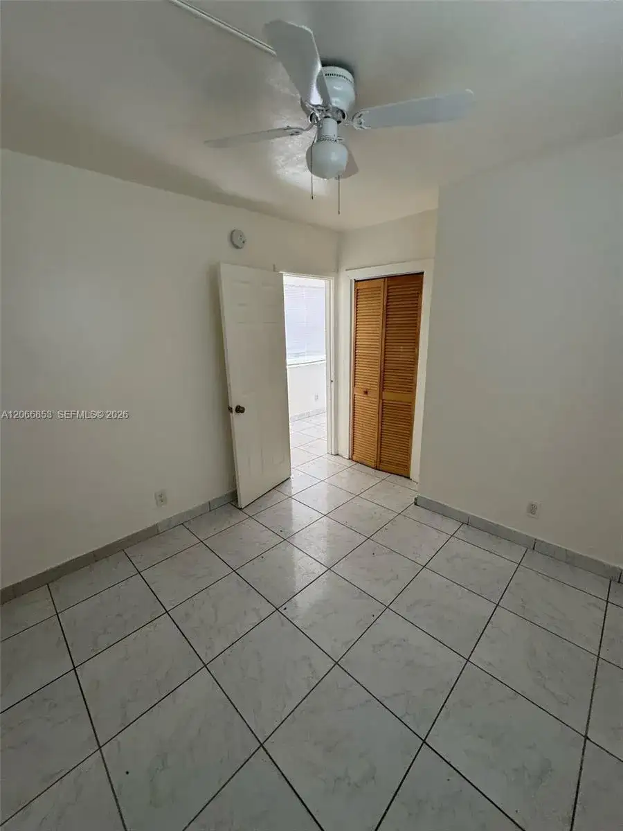 2451 NW 13th Ct # 5, Fort Lauderdale FL 33311 photo 4