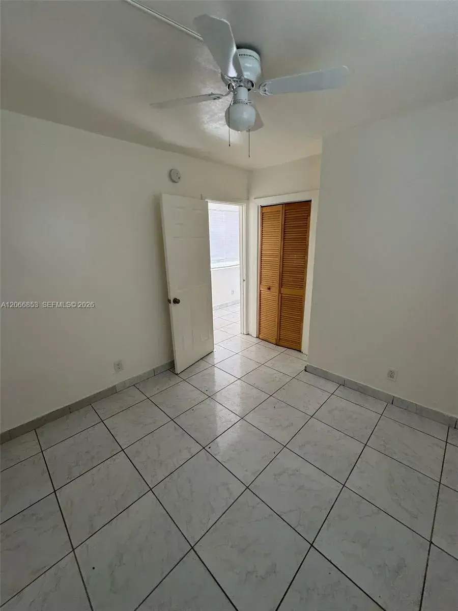 2451 NW 13th Ct # 4, Fort Lauderdale FL 33311