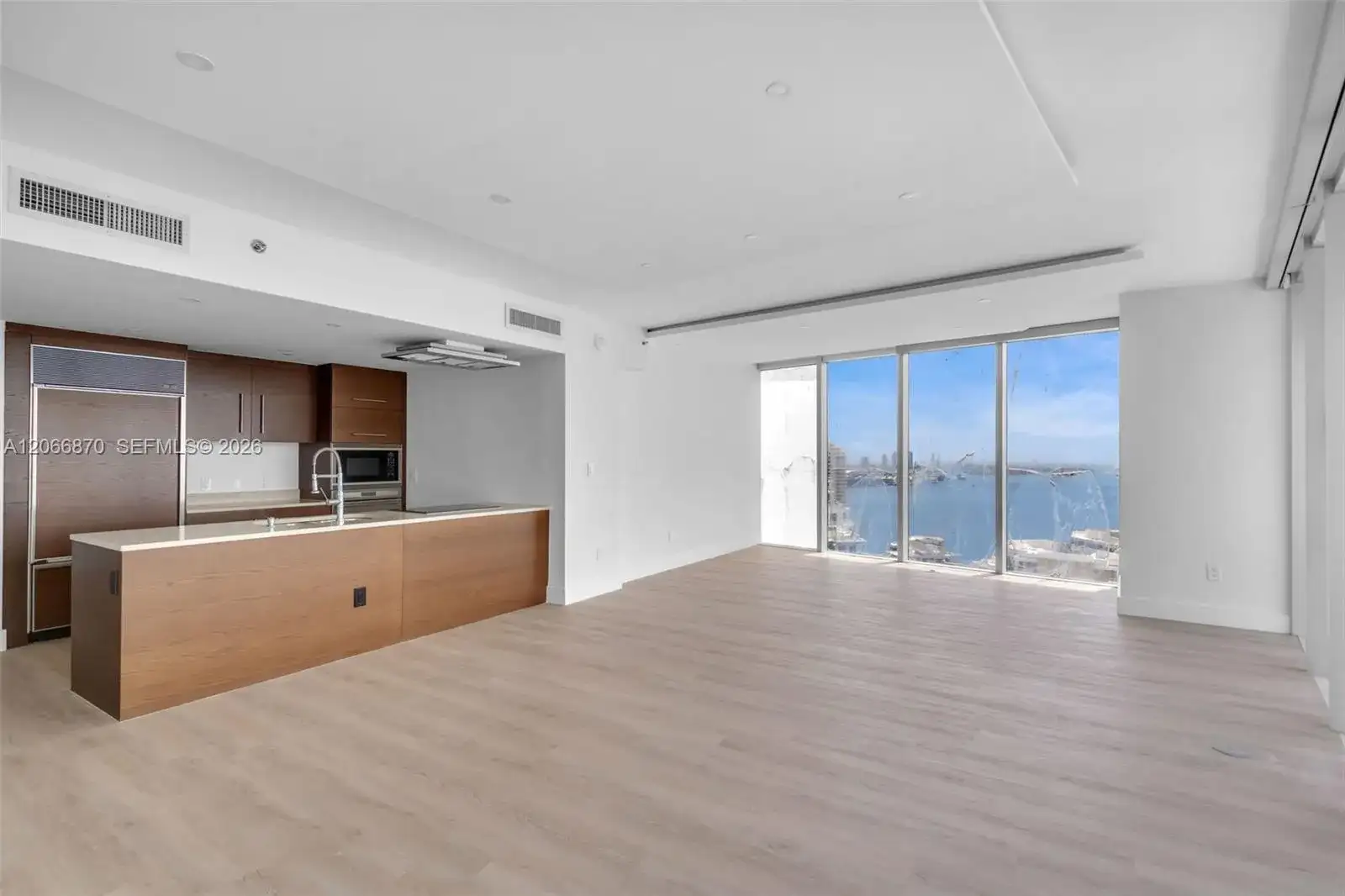 495 Brickell Ave # 3601, Miami FL 33131 photo 4