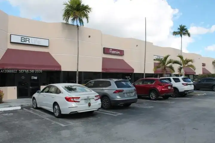 4851 NW 79th Ave, Doral FL 33166 photo 2