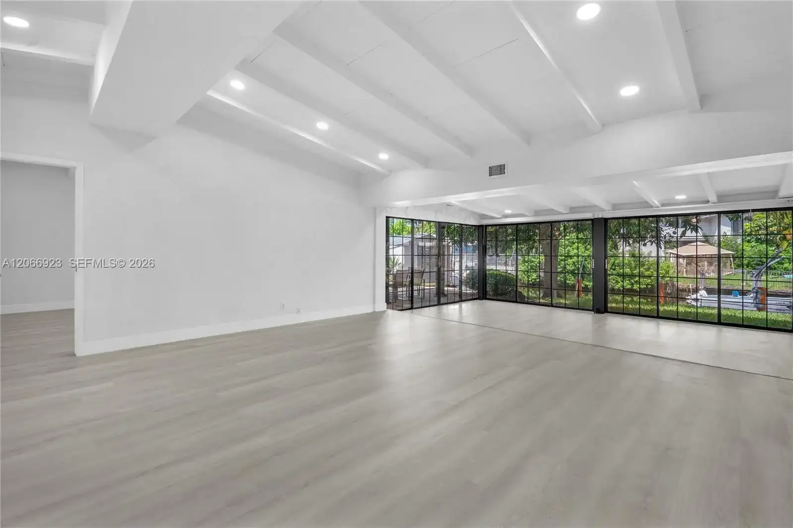 2555 Nassau Ln, Fort Lauderdale FL 33312 photo 4