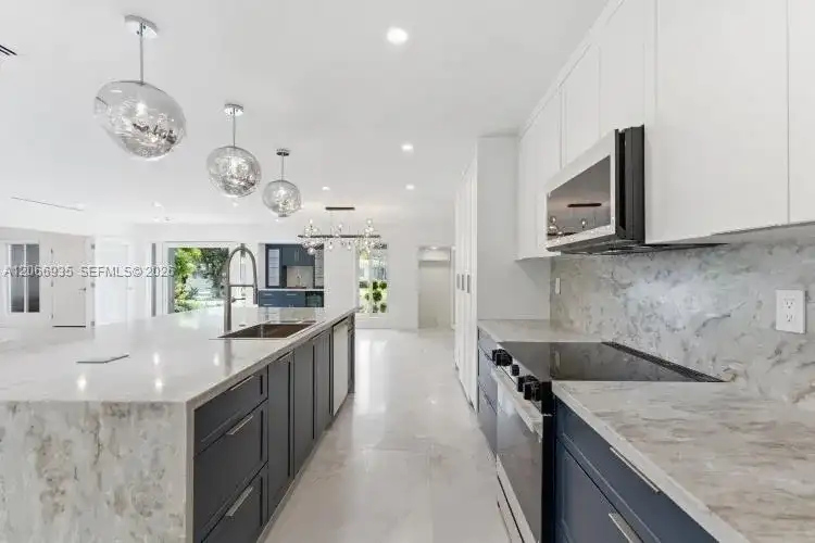 291 E Shore Dr E # 0, Miami FL 33133