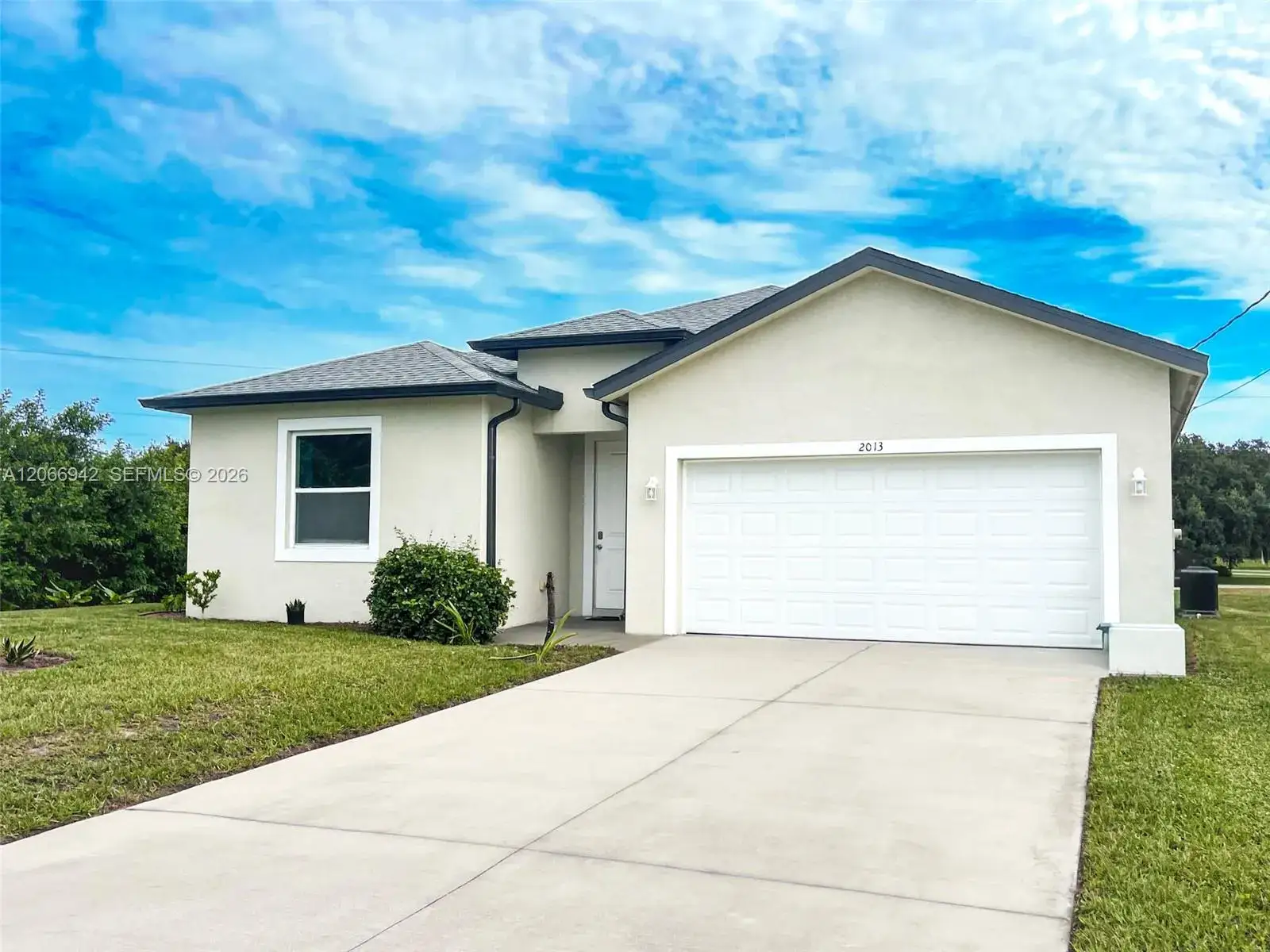 2013 Odessa Circle, La Belle FL 33935