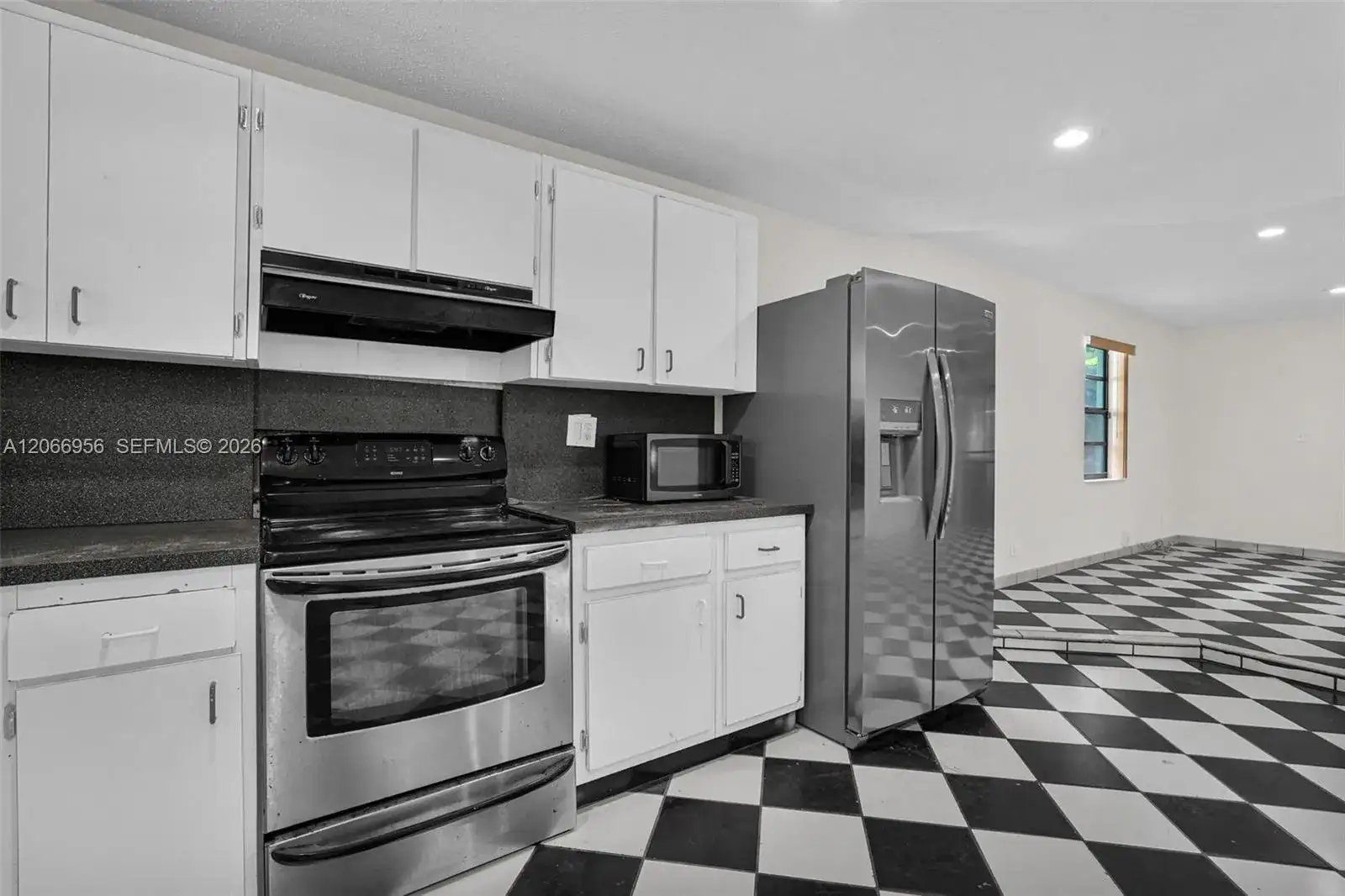 81 NW 41st St # 2, Miami FL 33127 photo 5