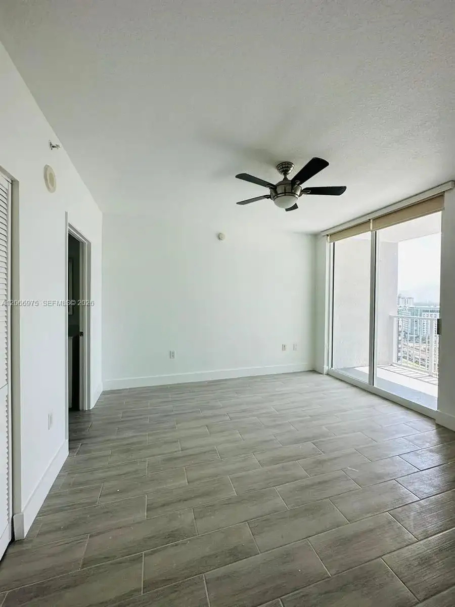 1250 S Miami Ave # 1707, Miami FL 33130 photo 5