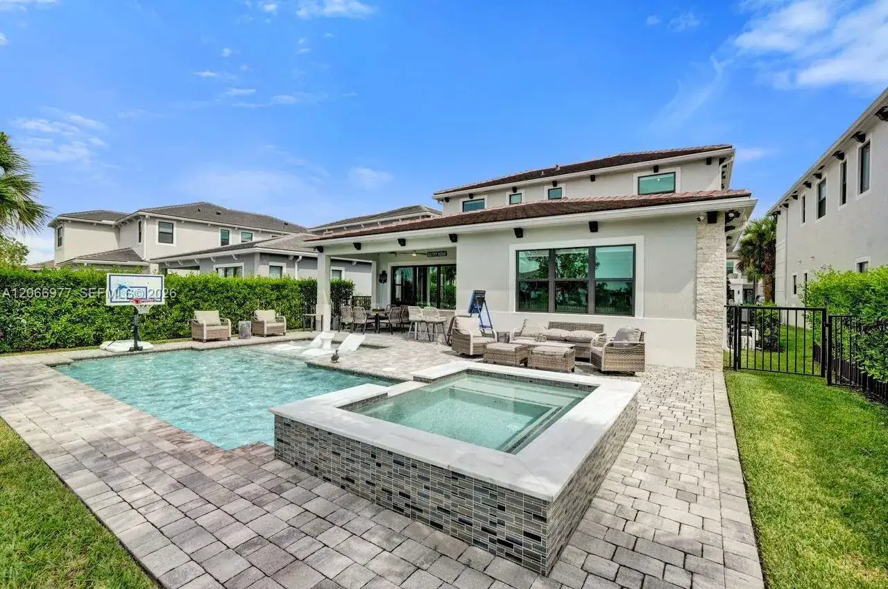 12474 Solana Bay Cir, Palm Beach Gardens FL 33412 photo 2