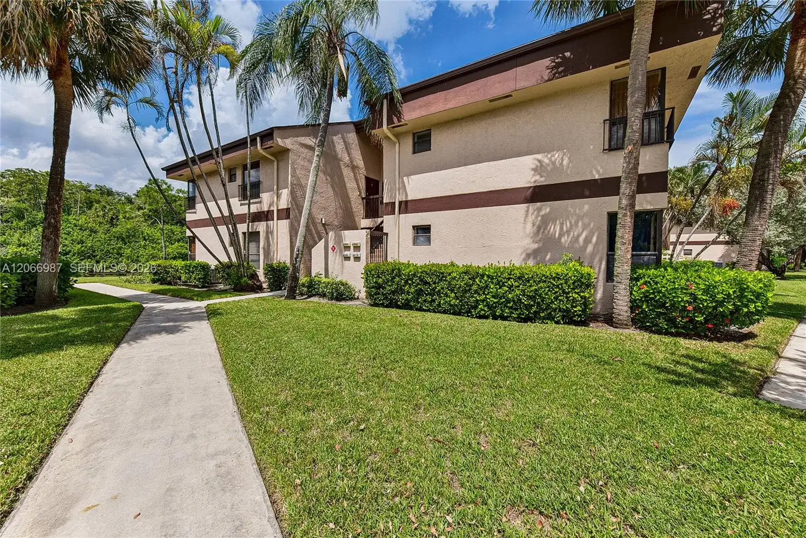 2683 N Carambola Cir N # 1767, Coconut Creek FL 33066 photo 4