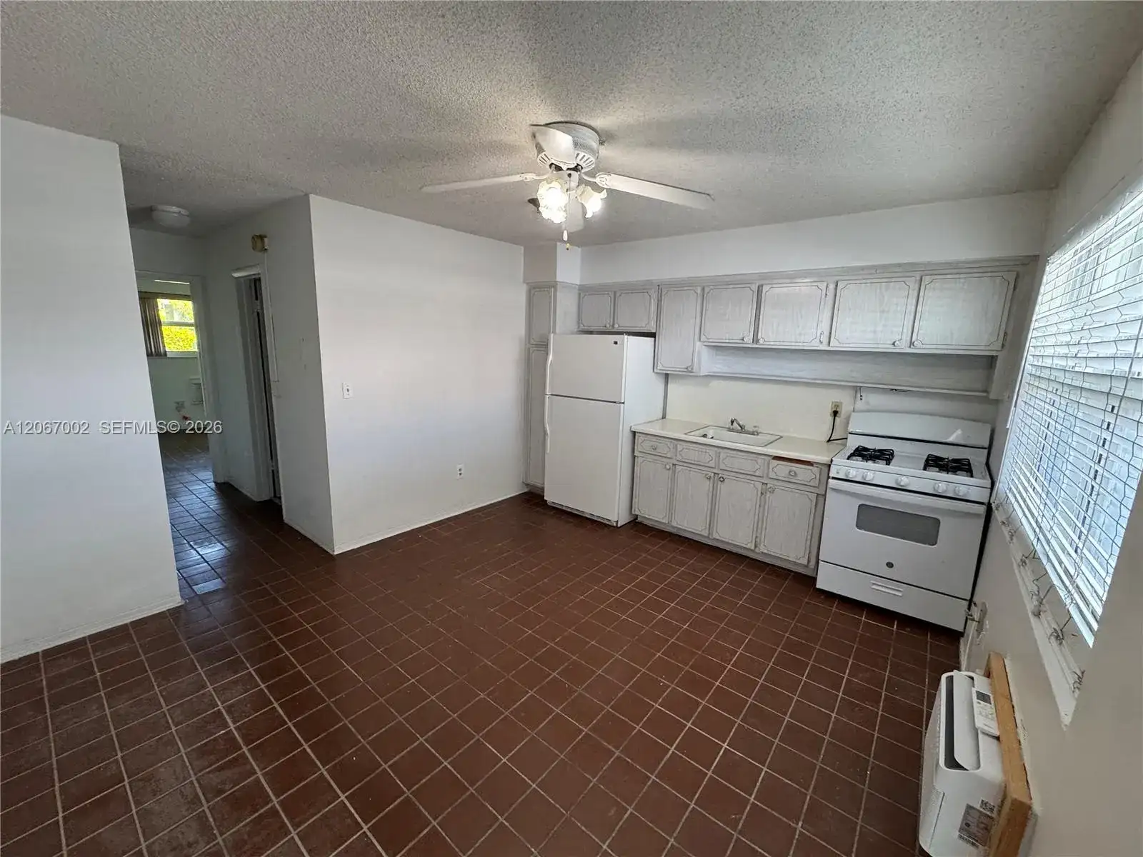 524 Washington Ave # 311, Miami Beach FL 33139 photo 2