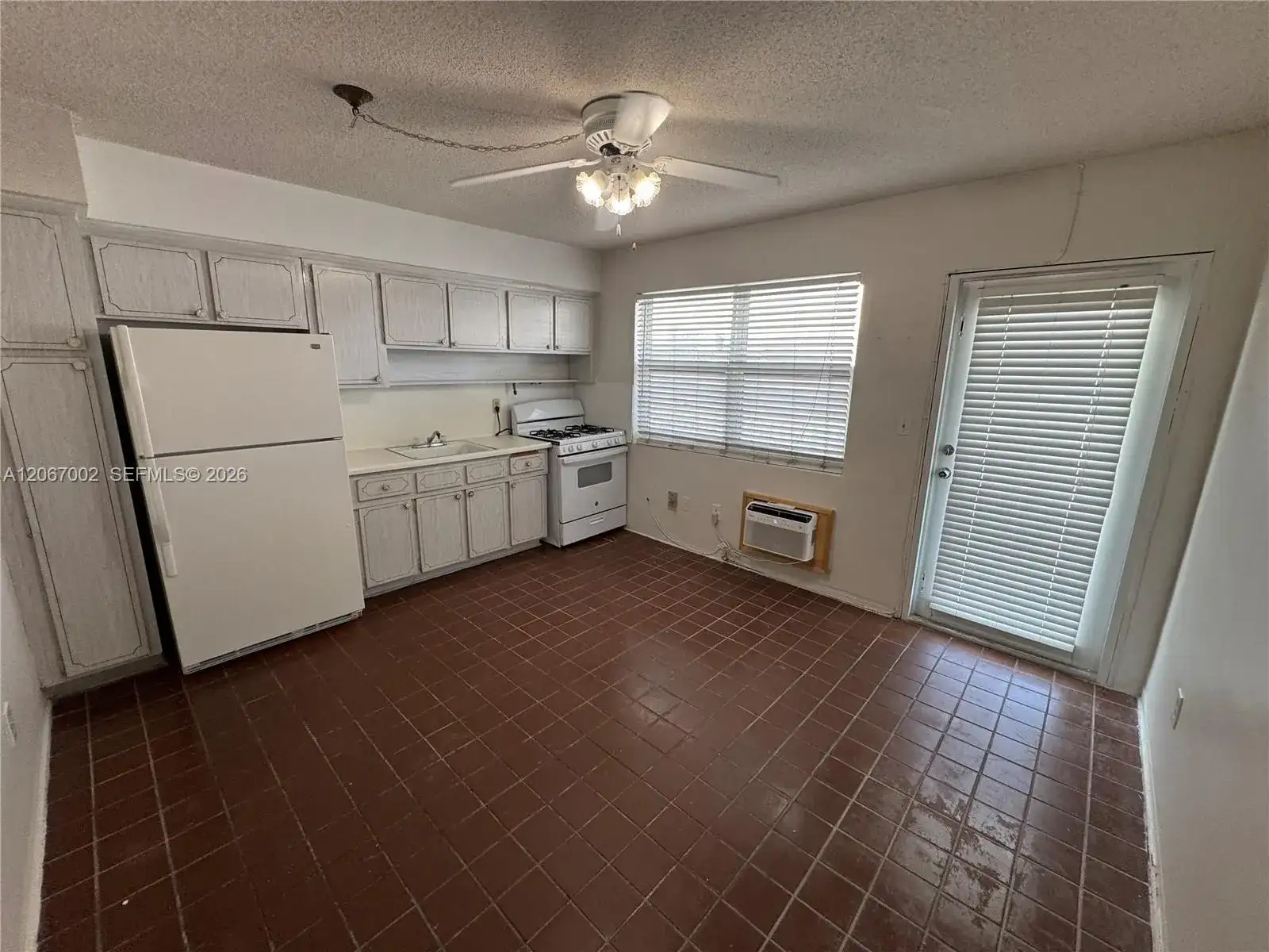 524 Washington Ave # 311, Miami Beach FL 33139 photo 4