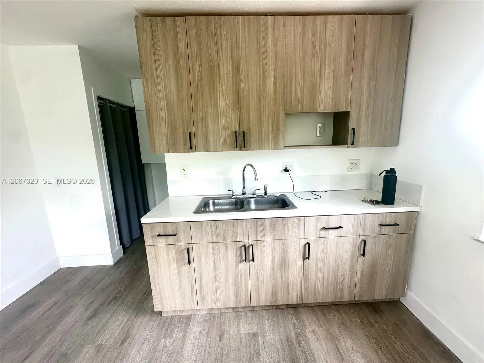 XX W 34th St - Rear, Hialeah FL 33012 photo 2