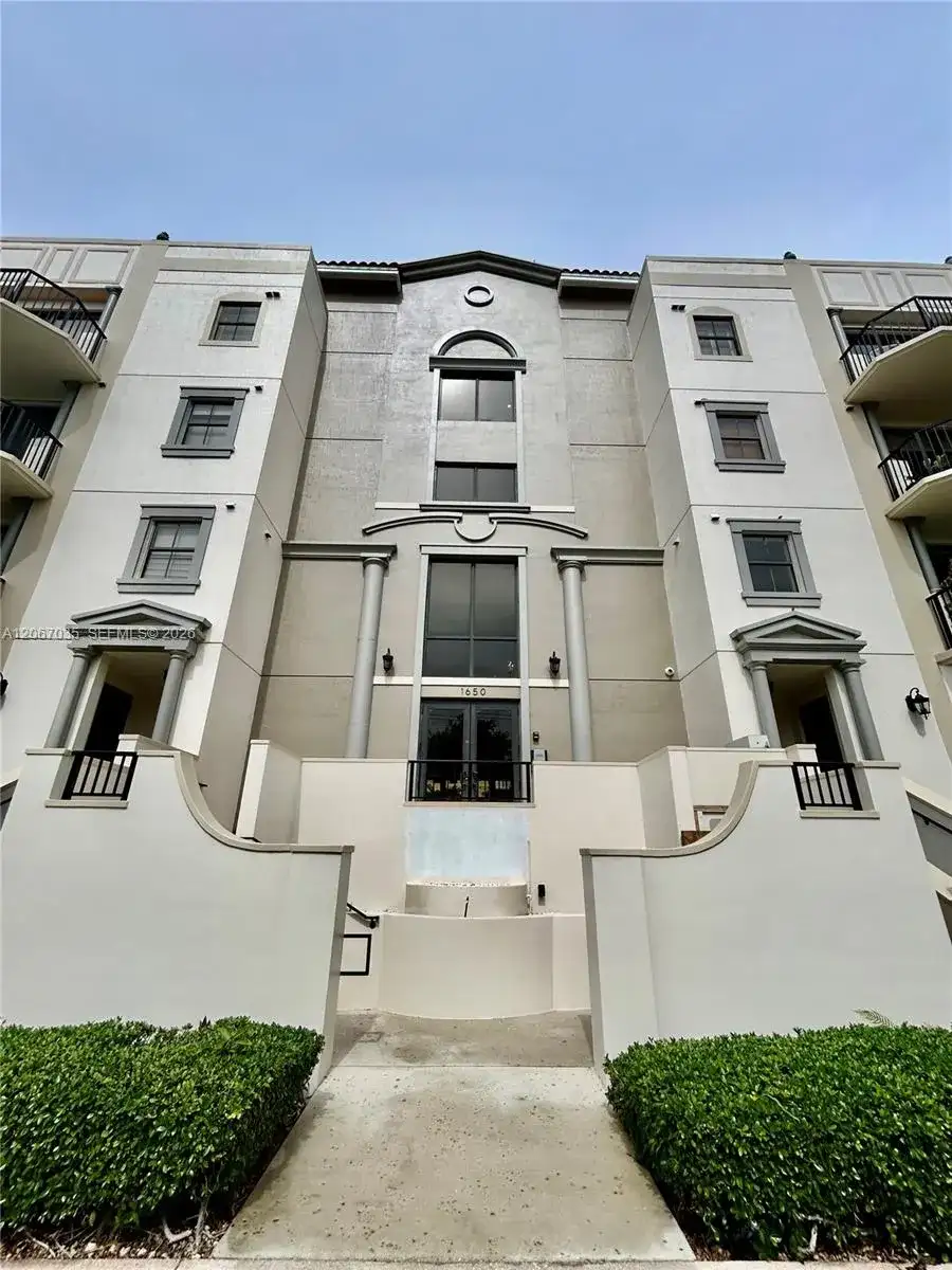 1650 Galiano St # 307, Coral Gables FL 33134 photo 4