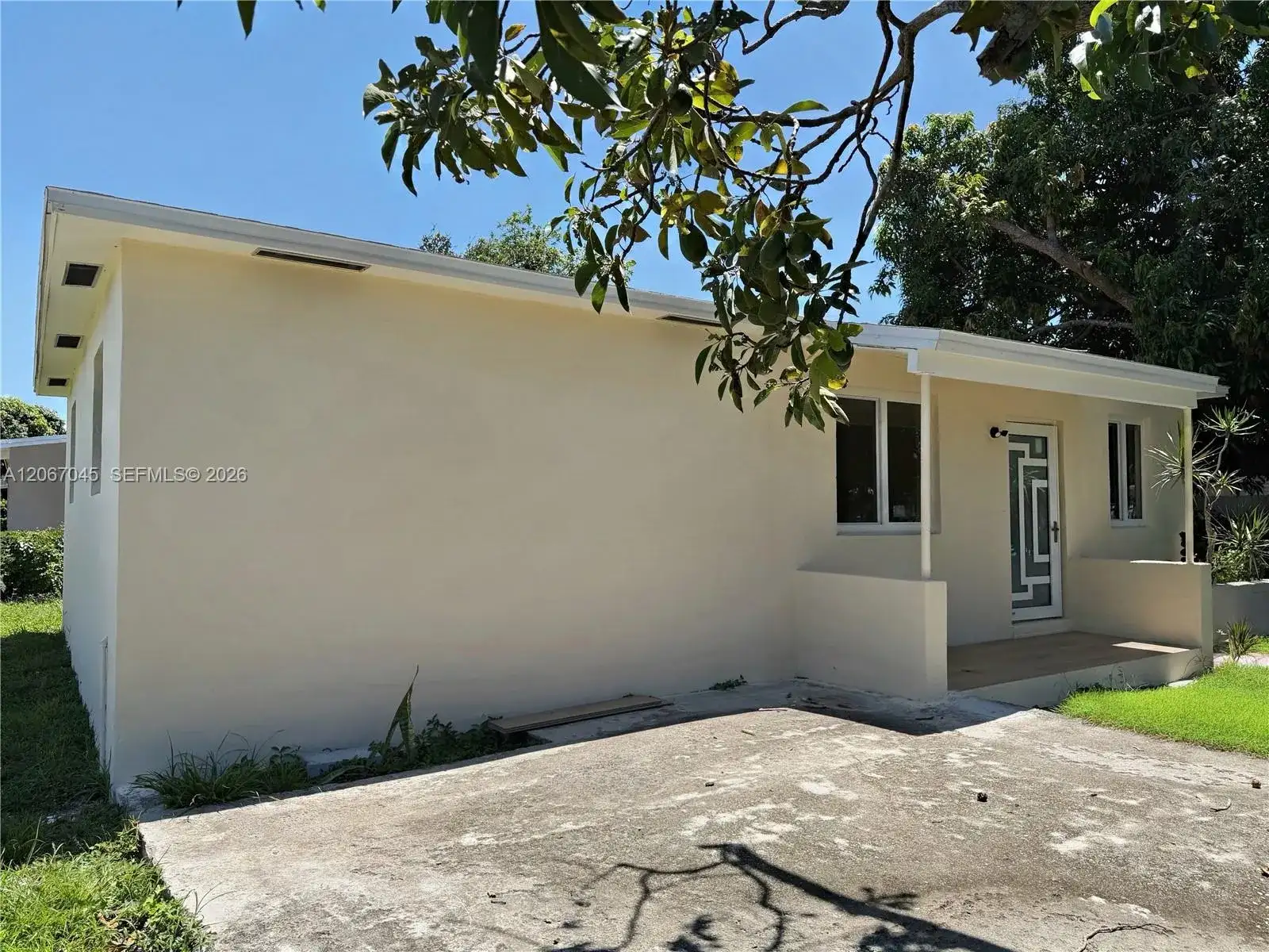 1740 NW 126th St, Miami FL 33167 photo 3
