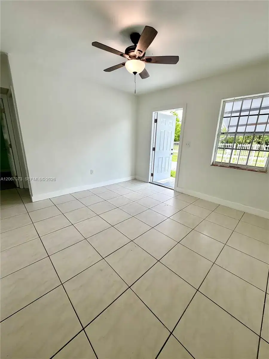 12841 Green Ave, Miami FL 33167 photo 4