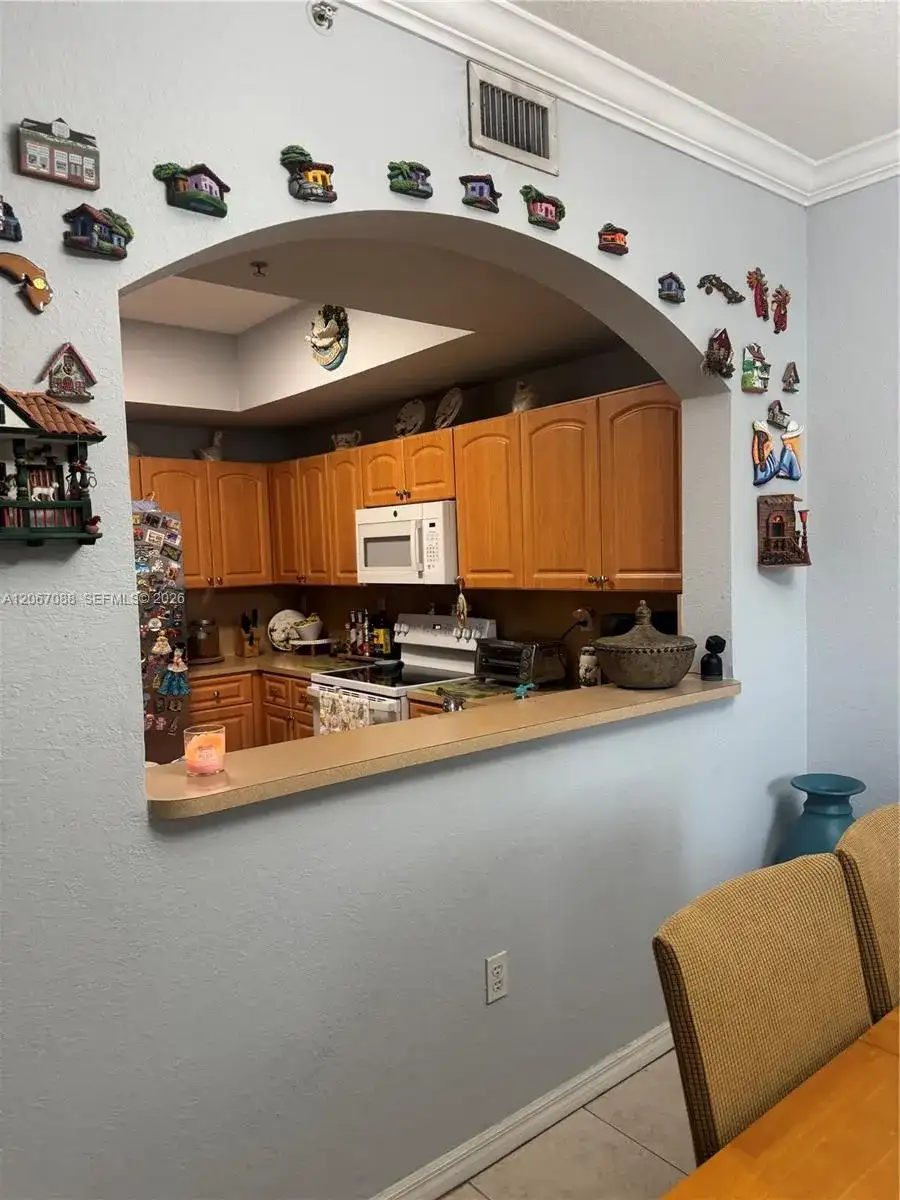 8826 W Flagler St # 115, Miami FL 33174 photo 3