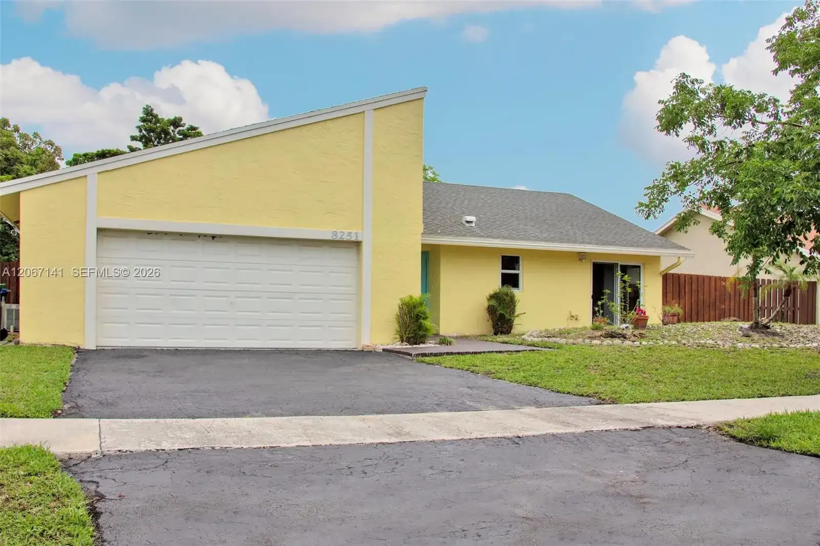 8251 NW 51st Ct, Lauderhill FL 33351