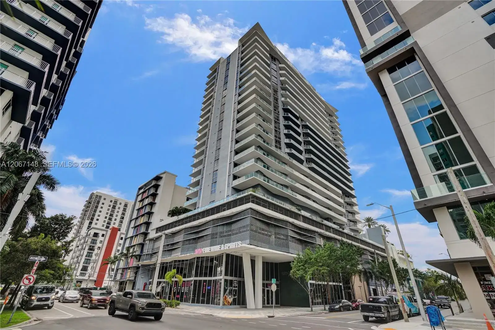 1010 SW 2nd Ave # 1708, Miami FL 33130 photo 3