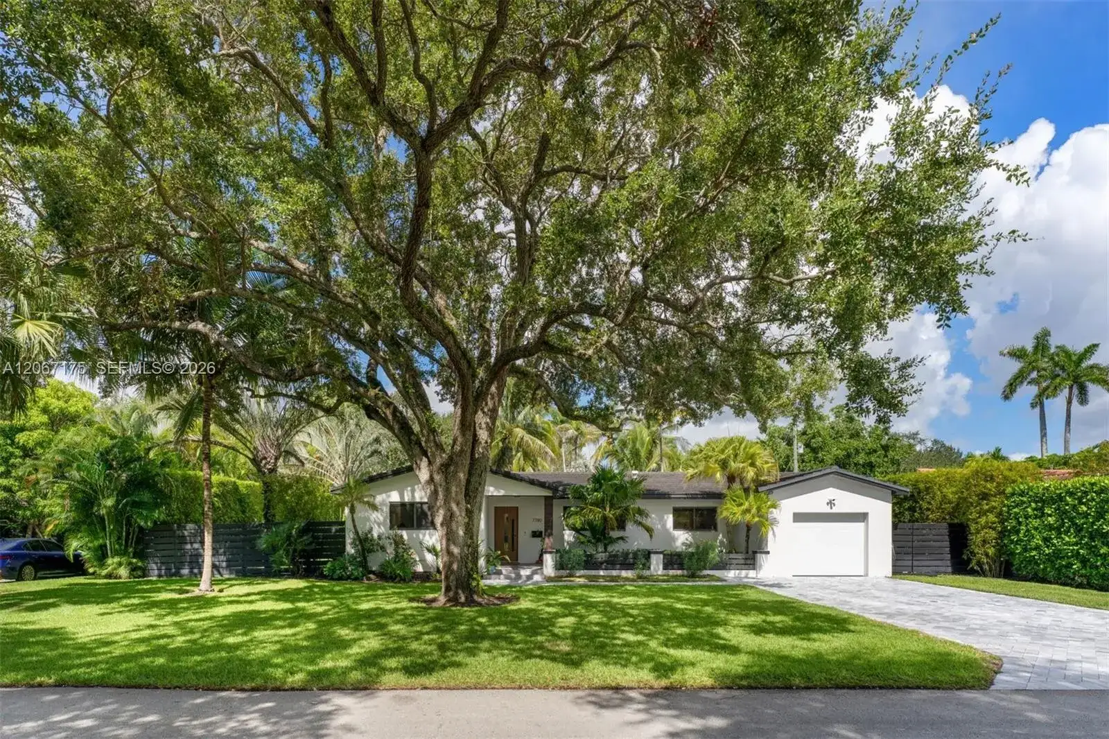 7790 SW 53rd Avenue, Miami FL 33143 photo 2