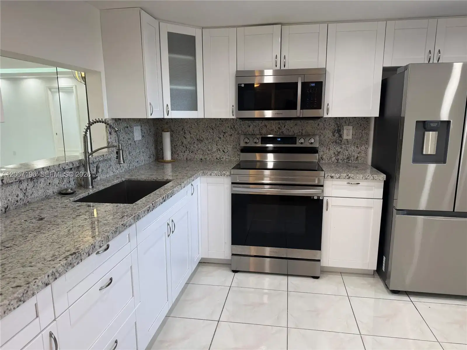 1101 Colony Point Cir # 102, Pembroke Pines FL 33026 photo 2