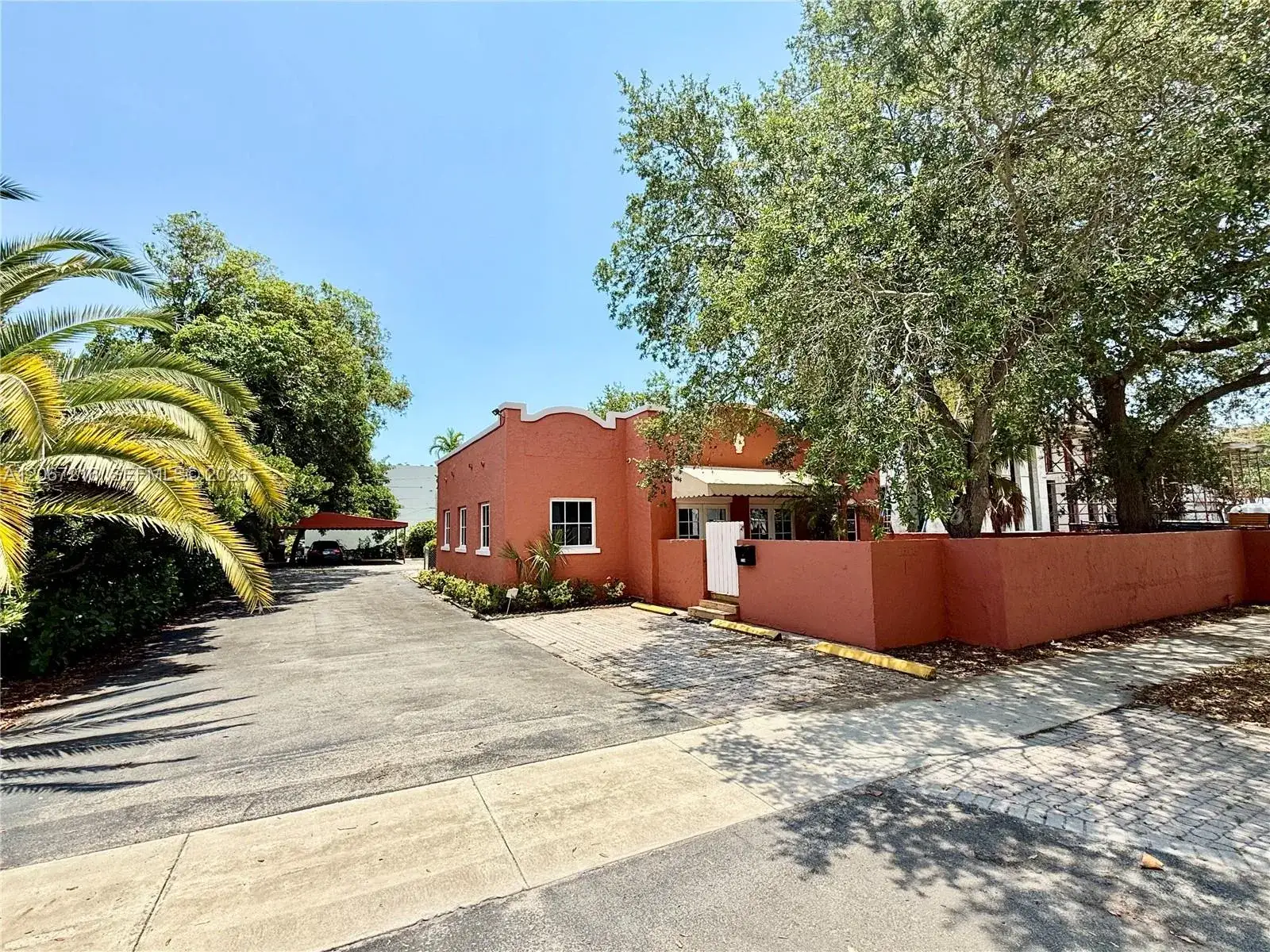 1318 SE 2nd Ave, Fort Lauderdale FL 33316