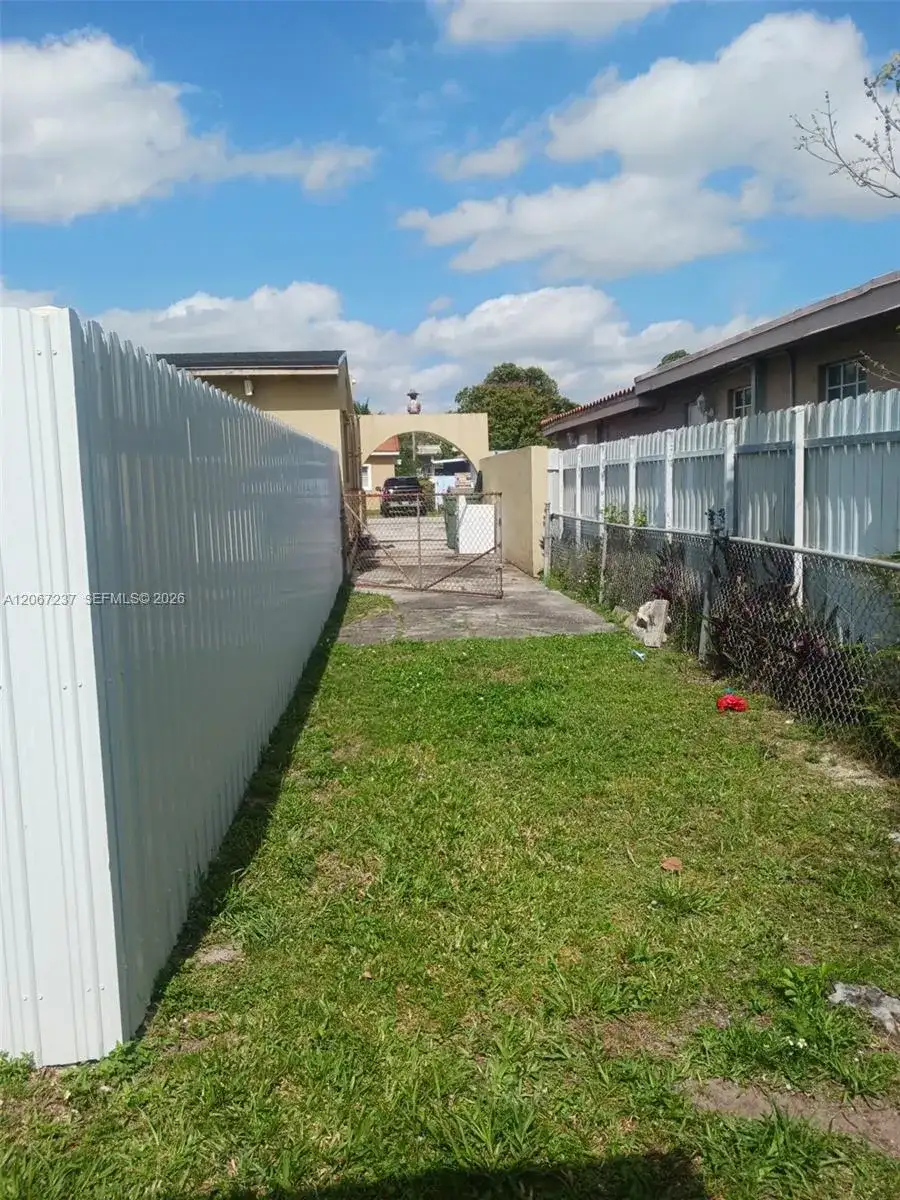 170 E 46th St # 2, Hialeah FL 33013 photo 3