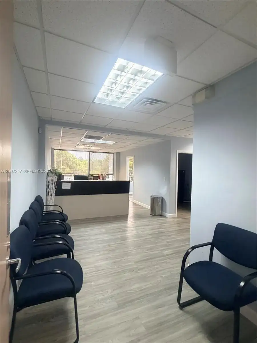 16853 NE 2nd Ave # S200, North Miami Beach FL 33162 photo 4