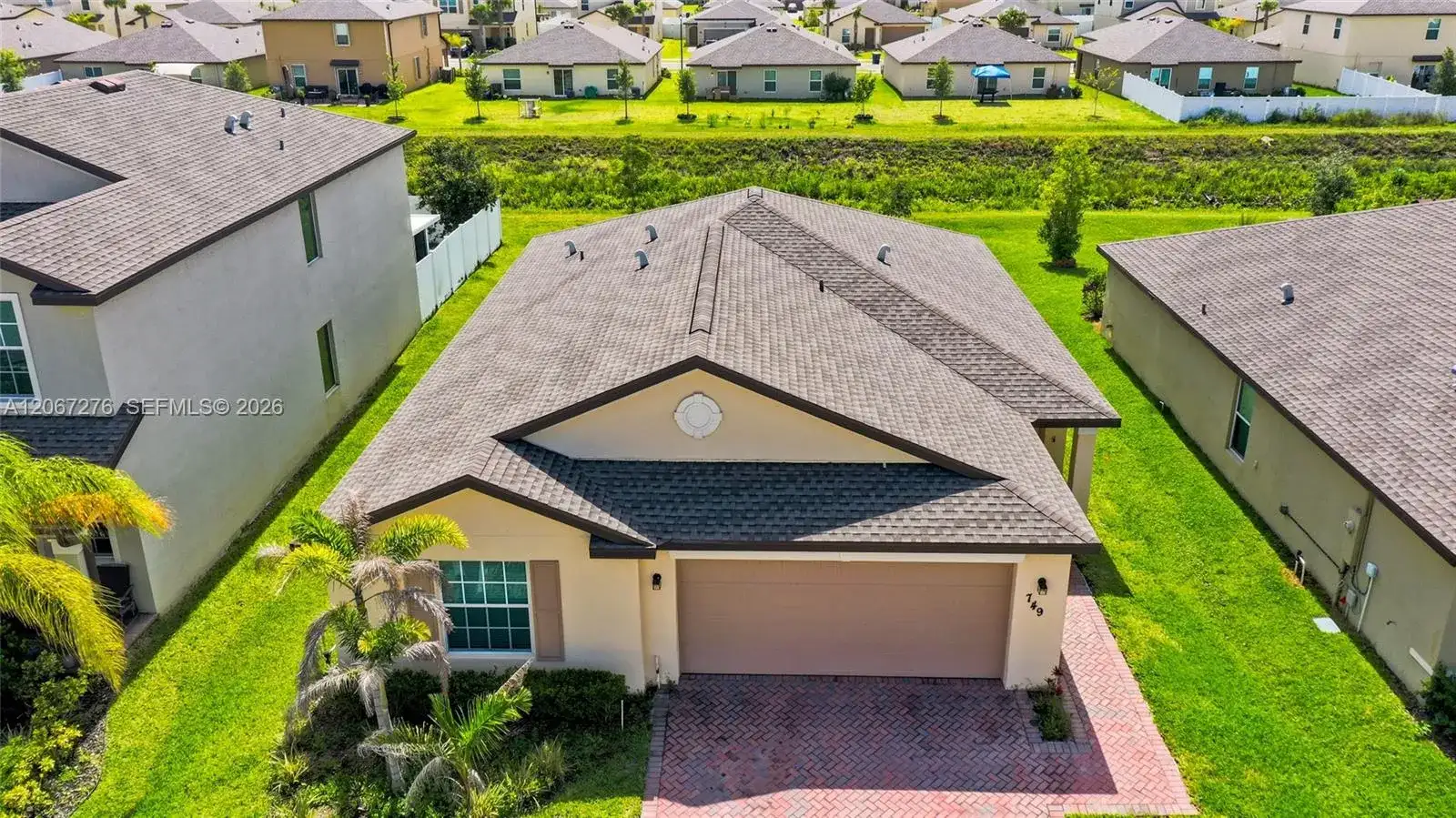 749 Worlington Ln, Fort Pierce FL 34947 photo 5