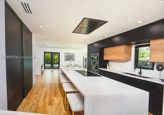 412 NW 41st St # 0, Miami FL 33127