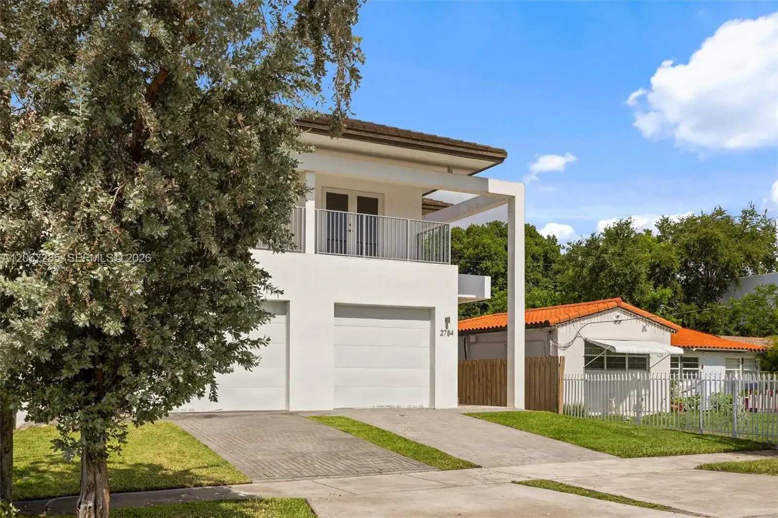 2784 SW 34th Ave, Miami FL 33133 photo 2