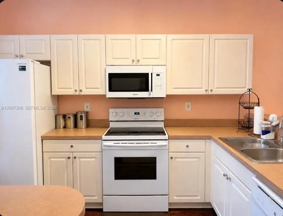 17385 NW 7th Ave # 2804, Miami Gardens FL 33169 photo 2