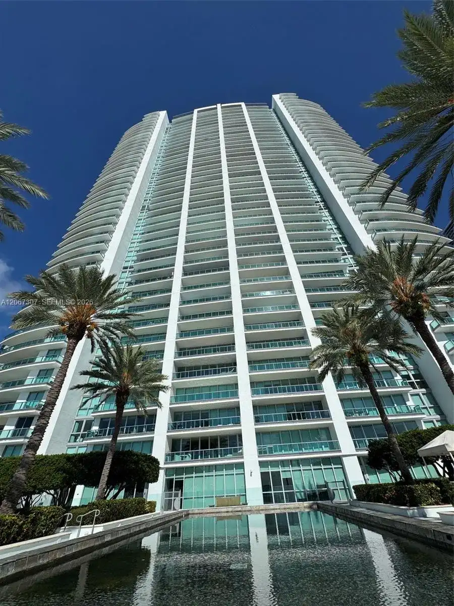 1331 Brickell Bay Dr # 1708, Miami FL 33131