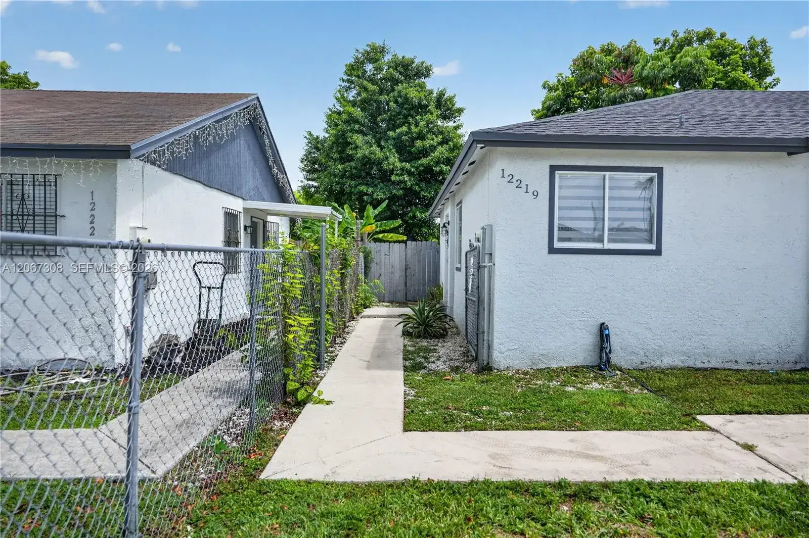 12219 SW 198th Ter, Miami FL 33177 photo 2