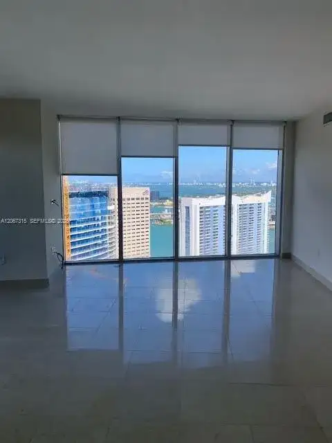 465 Brickell Ave # 4902, Miami FL 33131 photo 2