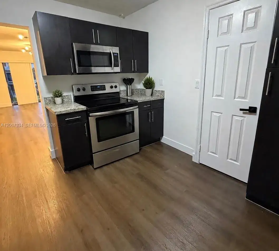 9902 Hammocks Blvd # 60, Miami FL 33196 photo 2