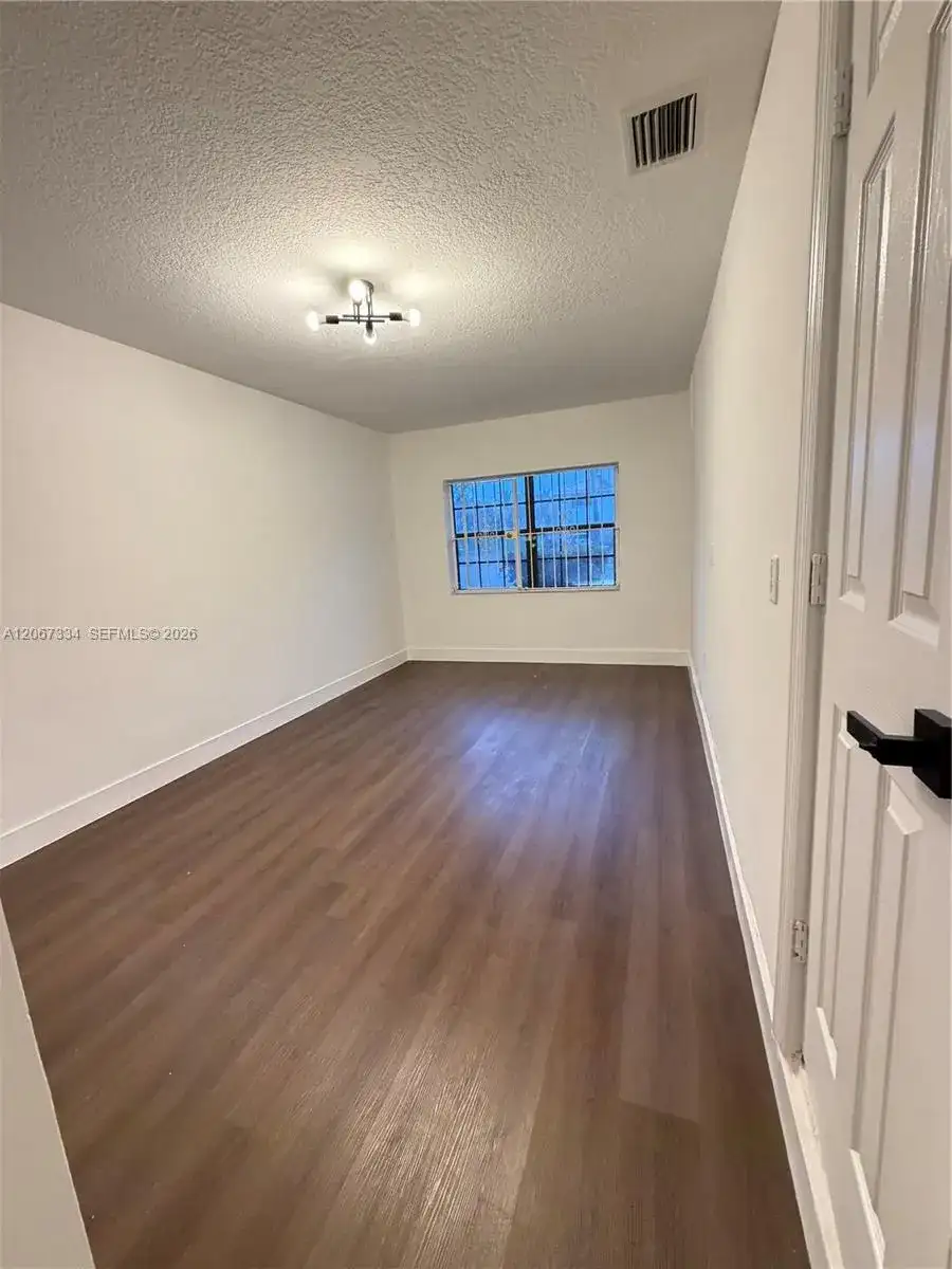 9902 Hammocks Blvd # 60, Miami FL 33196 photo 4